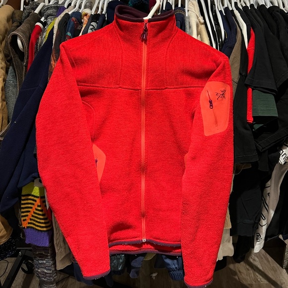 Sweaters - Arc’teryx Zip Up Sweater Womens Large